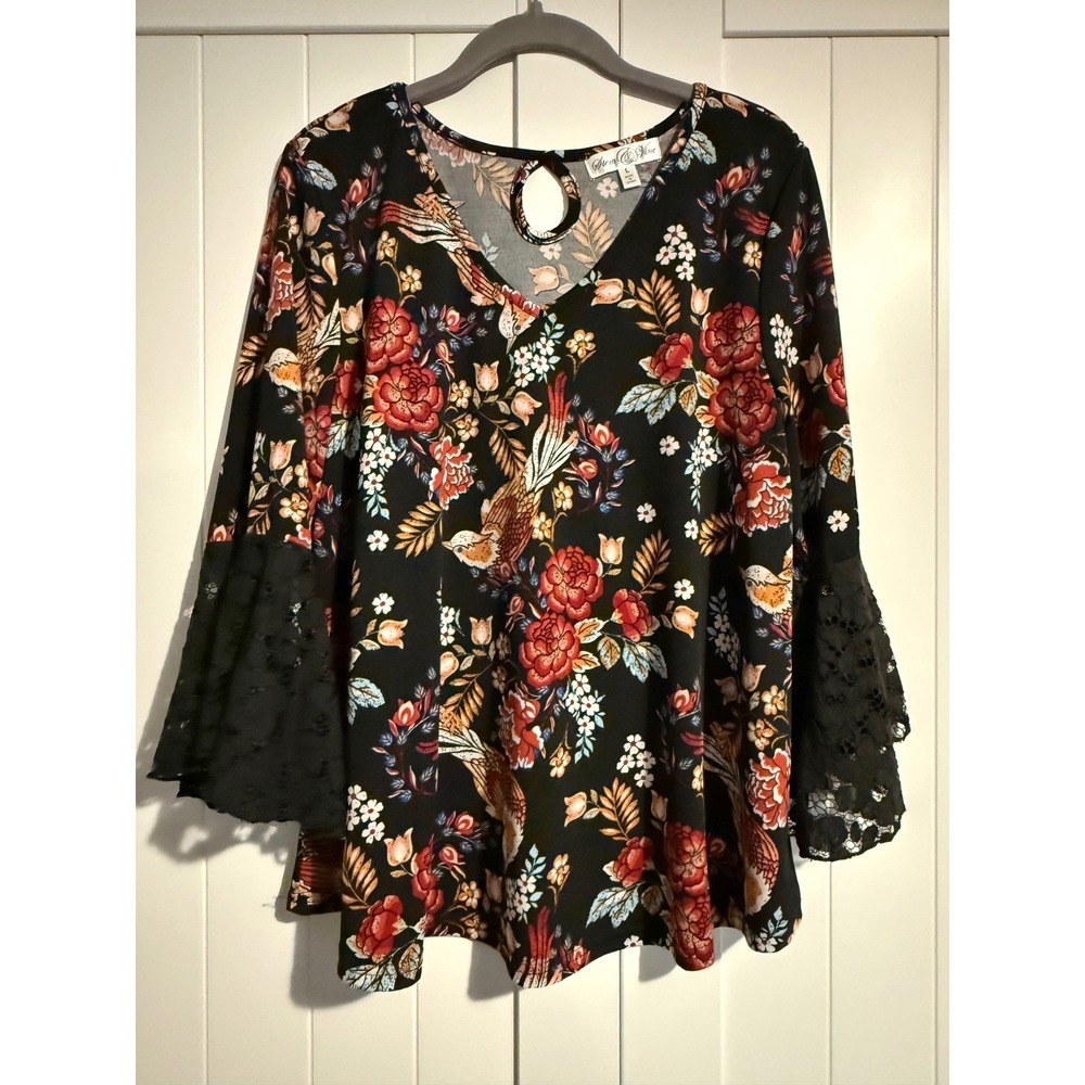 Stem & Vine Black Floral Bird Bell Sleeve Keyhole V Neck Blouse Top Womens L